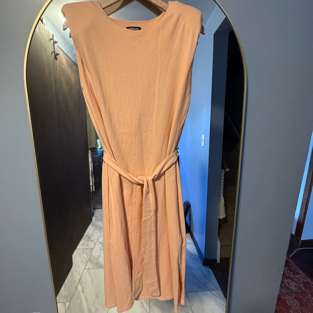 Express Peach Sleeveless Dress with Shoulder Pads